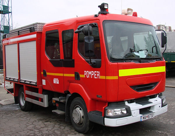 Új mentő- és tűzoltóautókat vásárol a megye
